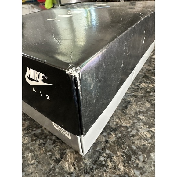 air jordan‎ 11 retro low cement grey. NWB Size 10 Men\'s main image 11